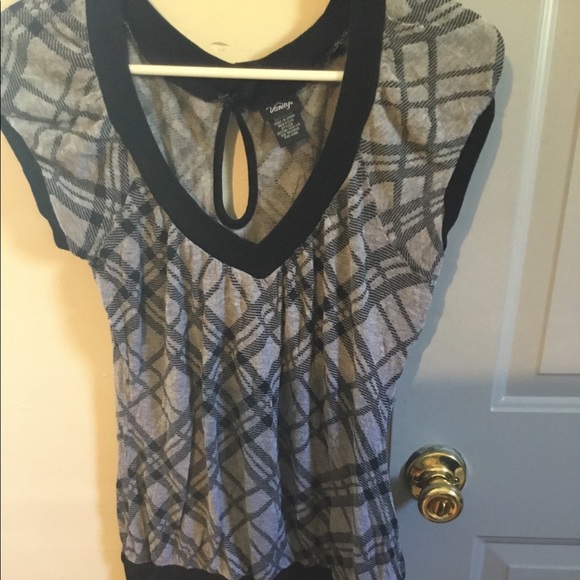 Vanity Tops - 👣Cute little Dressy top (Vanity)👣 Vanity Tops - 👣Cute little Dressy top (Vanity)👣